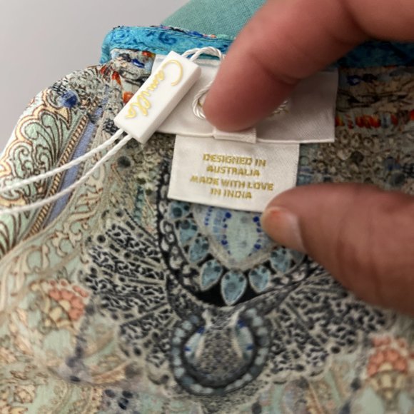 Camilla 100% silk drop shoulder top - Make love not war NWT - Picture 11 of 13